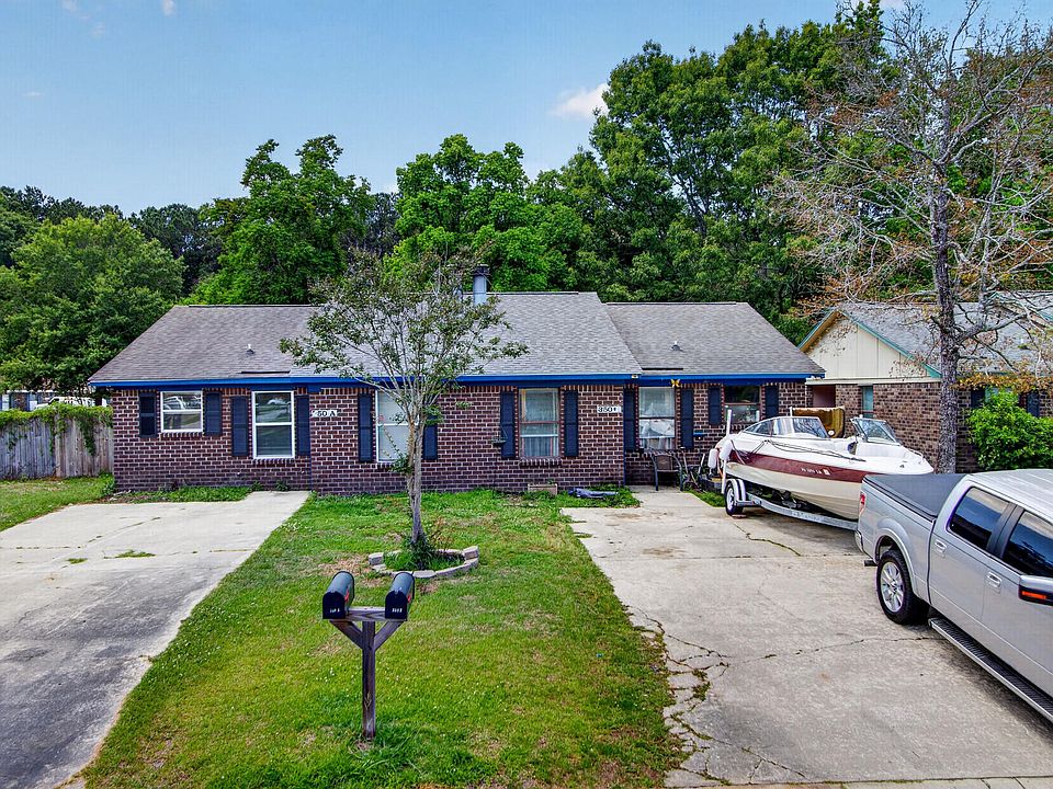 1st image of 350 Dorchester Manor Blvd