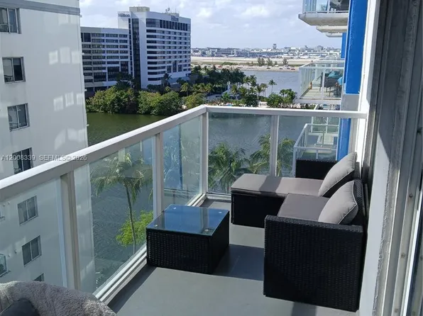 5085 NW 7th St, Miami, FL