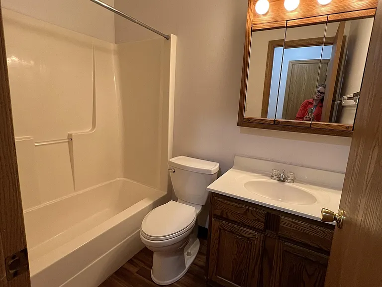 1105 N Indiana St — Photo 8