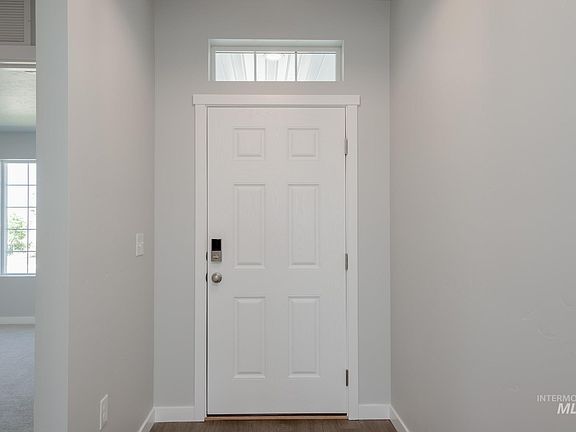 3rd image of 3080 N Arroyo Vista Way