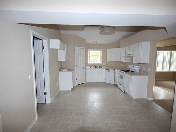 4th image of 6119 White Creek Ln