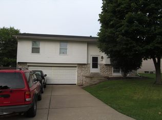 59 Four Winds Dr, Saint Peters, MO 63376