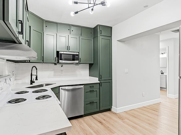 5th image of 264 Ridge Rd NW