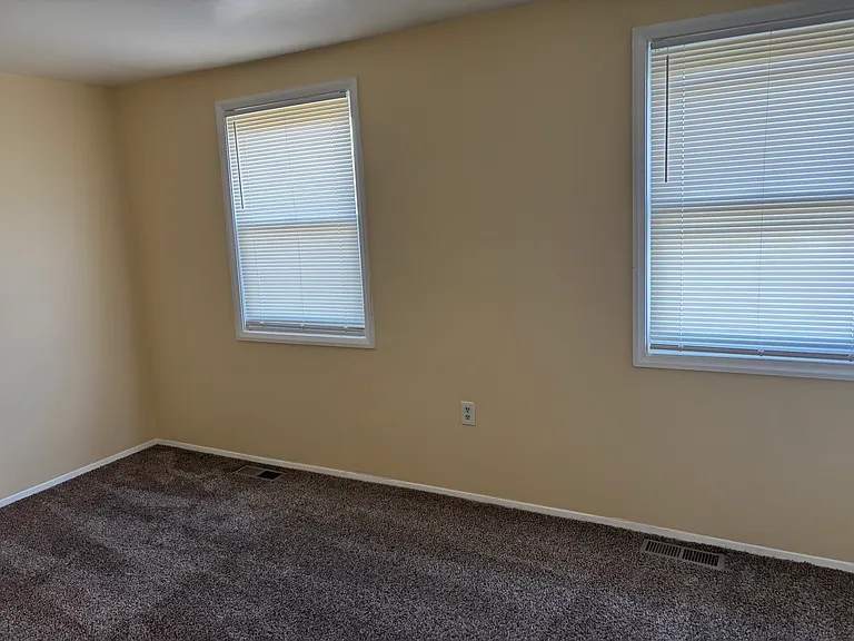2613 Hallam Ct — Photo 15