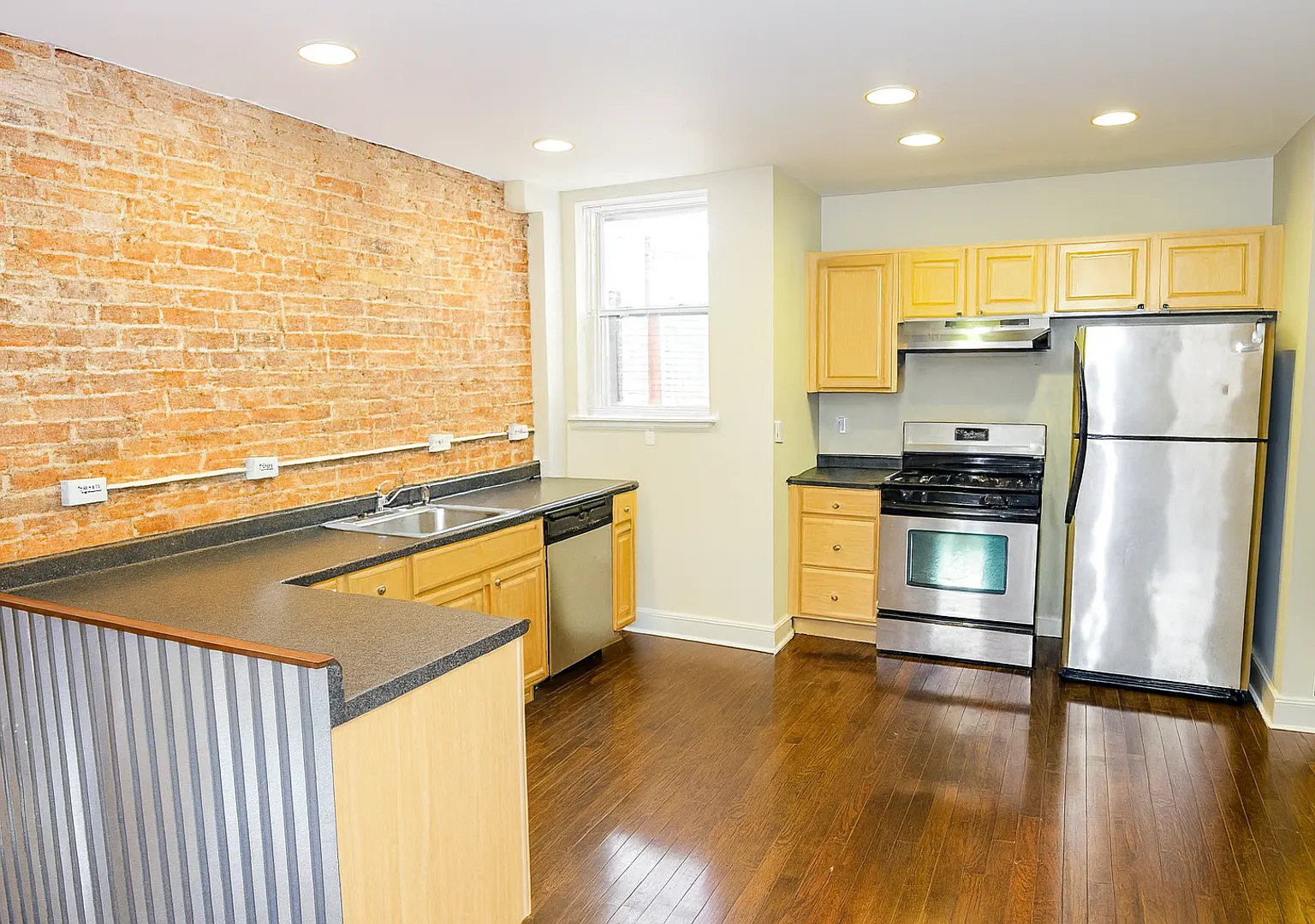 Mifflin Street 1511 — Photo 1