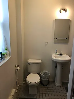 Rented by Signature Spaces NYC Corp | media 42