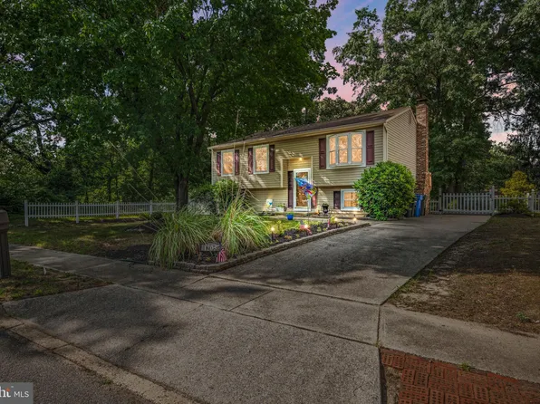 1203 Treasure Ln, Westville, NJ 08093