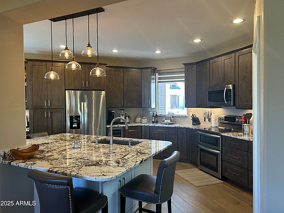 2nd image of 15221 N CLUBGATE Drive #1063