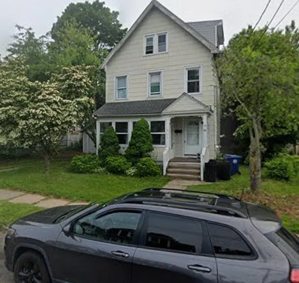 51 Walnut St — Photo 1