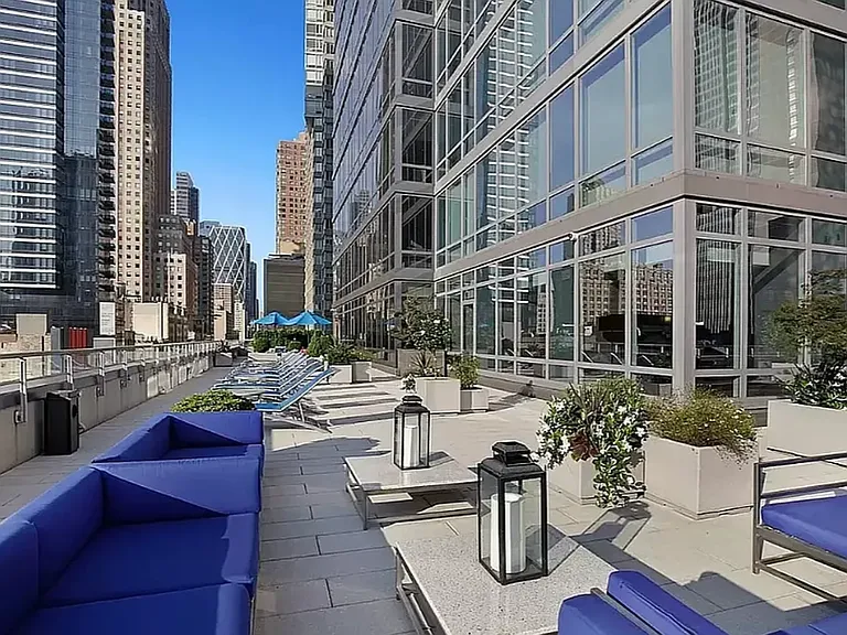 247 W 46th St #2705 — Photo 10