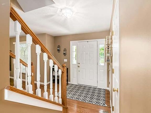 3rd image of 7269 Trillium Dr