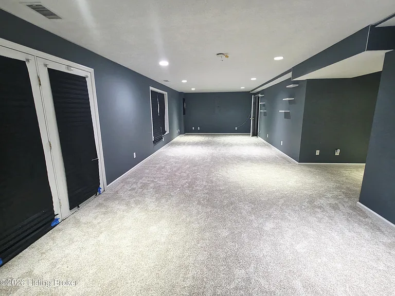 11036 Symington Cir — Photo 36