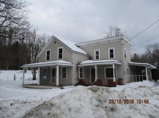 321 Pearl St, Crown Point, NY 12928