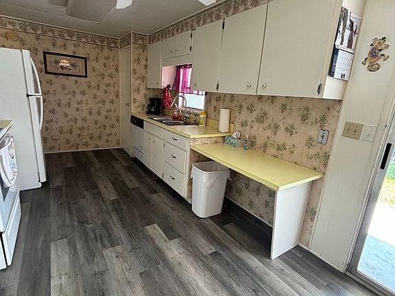 5th image of 1000 Kings Hwy Unit 348