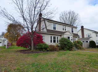 35 Wellesley St, Pittsfield, MA 01201