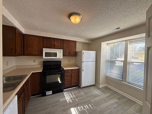 3rd image of 9716 Old Gate Dr