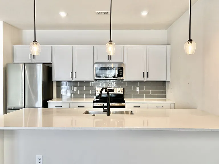 5348 Somerset Hill Ln — Photo 6