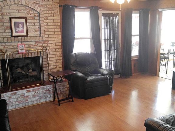 4th image of 6201 Valeria Ln