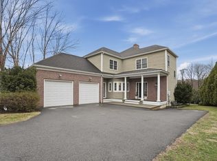 531 Salisbury St, Worcester, MA 01609