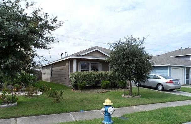 2nd image of 21243 Grand Linden Ct