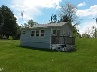 58190 Avery Rd, Three Rivers, MI 49093