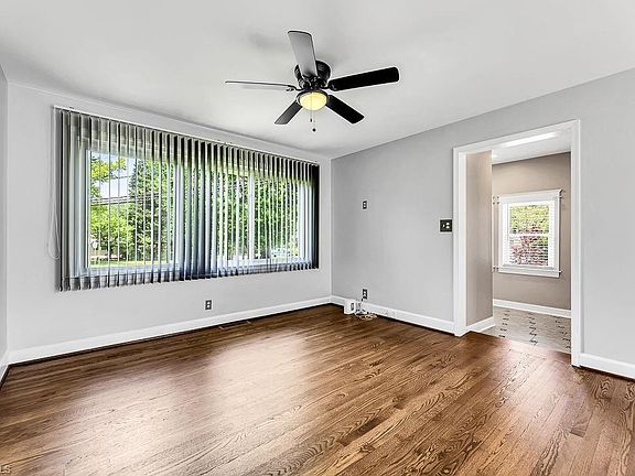 2nd image of 1306 Quail Dr