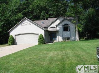 3035 Joshua Ct, Holland, MI 49424