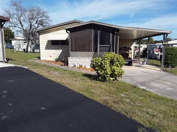 86 Brittany Blvd, Leesburg, FL 34748