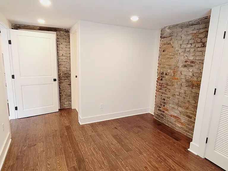 2237 Rivermont Ave — Photo 6