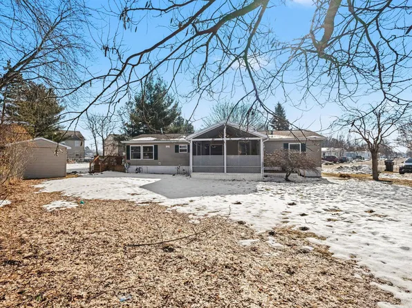 1137 Regina Trl, Wayland, MI 49348