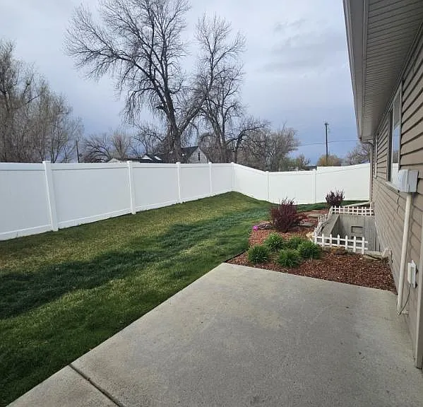 808 Royal Ave — Photo 10