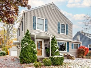 2411 16th St, Cuyahoga Falls, OH 44223