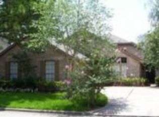 11515 Wickchester Ln, Houston, TX 77043