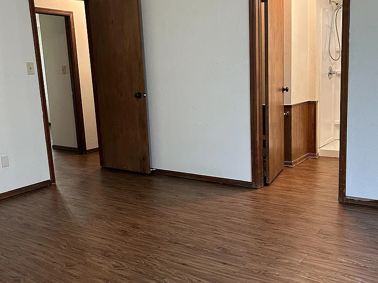 214 Falcon Ct — Photo 20