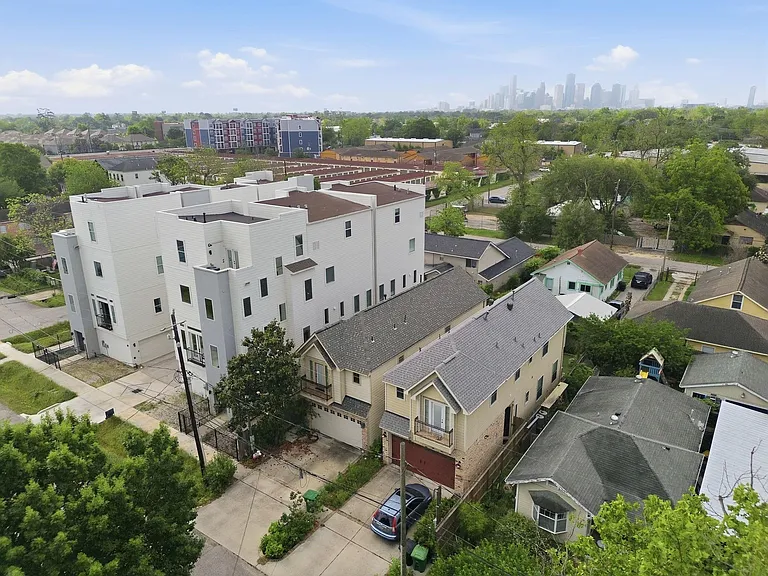 1007 Kern St — Photo 31