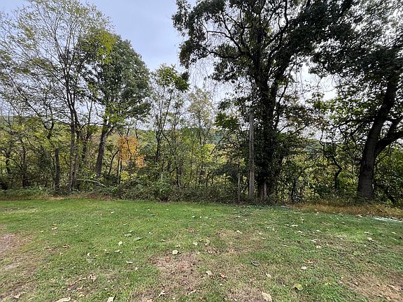 3rd image of 4665 Layman Rd