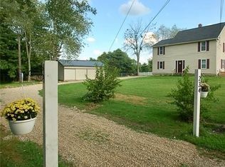 234 Carmill Dr SE, Hartville, OH 44632