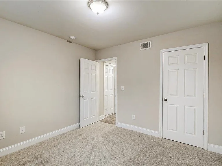 3681 Pavilion Point — Photo 33