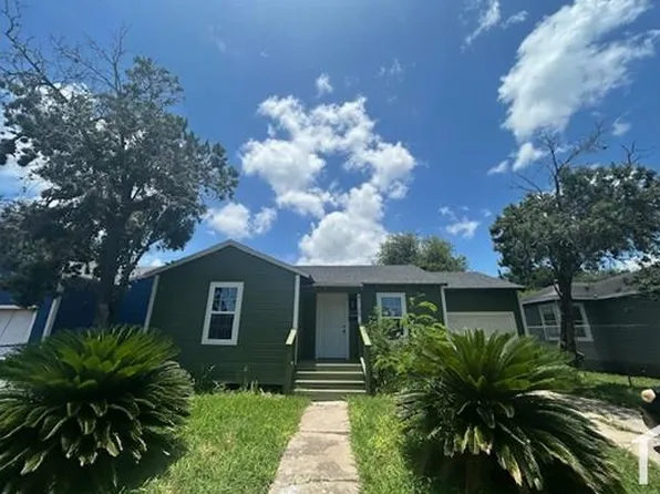 4725 Hamlett Dr, Corpus Christi, TX 78415