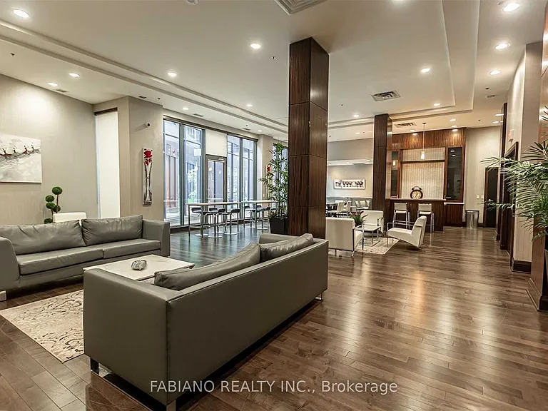19 Grand Trunk Cres #3302 — Photo 30