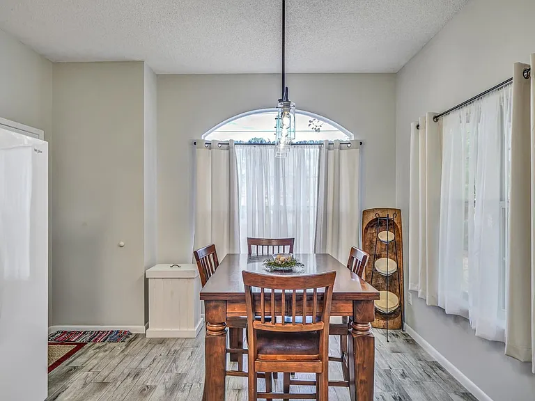 1696 Valparaiso Blvd — Photo 16