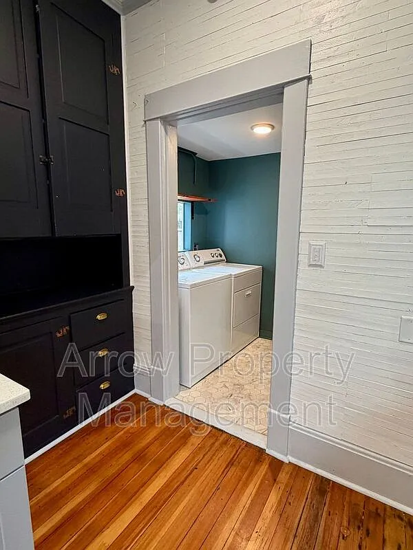4 bed, 2.0 bath, 1694 sqft, $2,000 — Photo 4