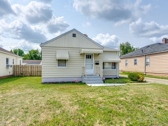 2nd image of 1319 Dawnwood Dr