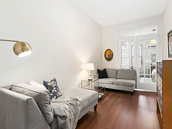 2nd image of 1429 3rd Ave APT 2