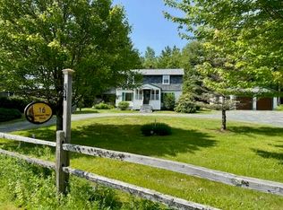 16 Hominy Pot Rd, New London, NH 03257