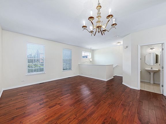 4th image of 4195 Milford Ln