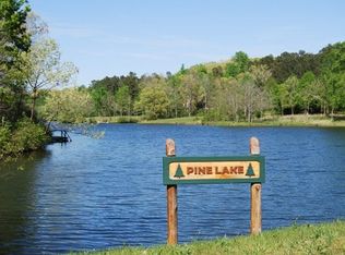2 Covered Bridge Ln, Summertown, TN 38483