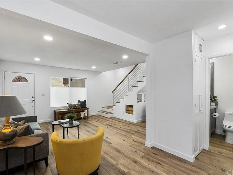 2569 Orange Ave #G — Photo 4