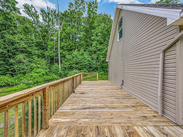 616 Lewis Rd — Photo 9