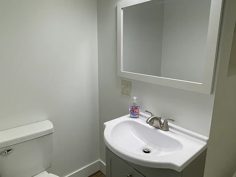 424 W 7th Ave #2 — Photo 23